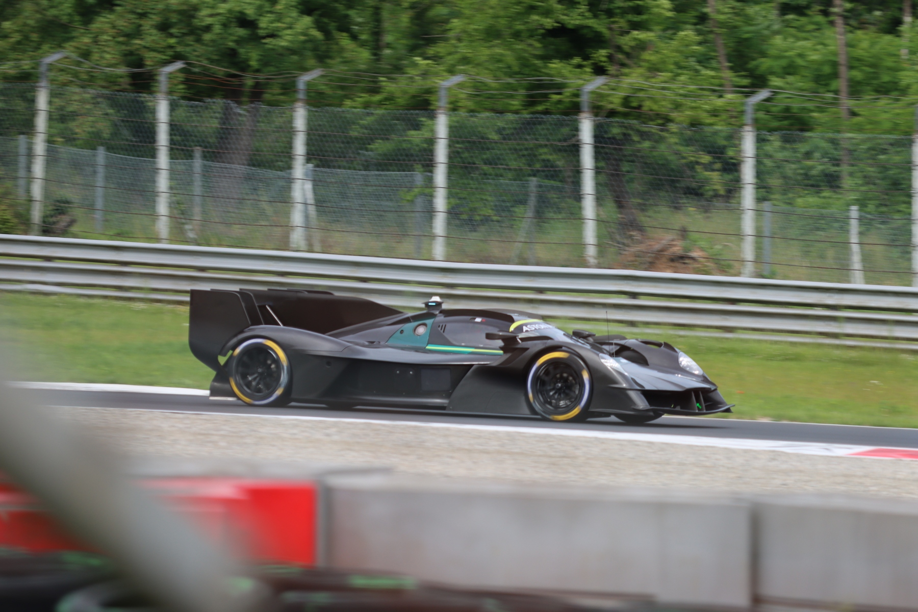 2025 Test WEC (Aston Martin - Peugeot)
