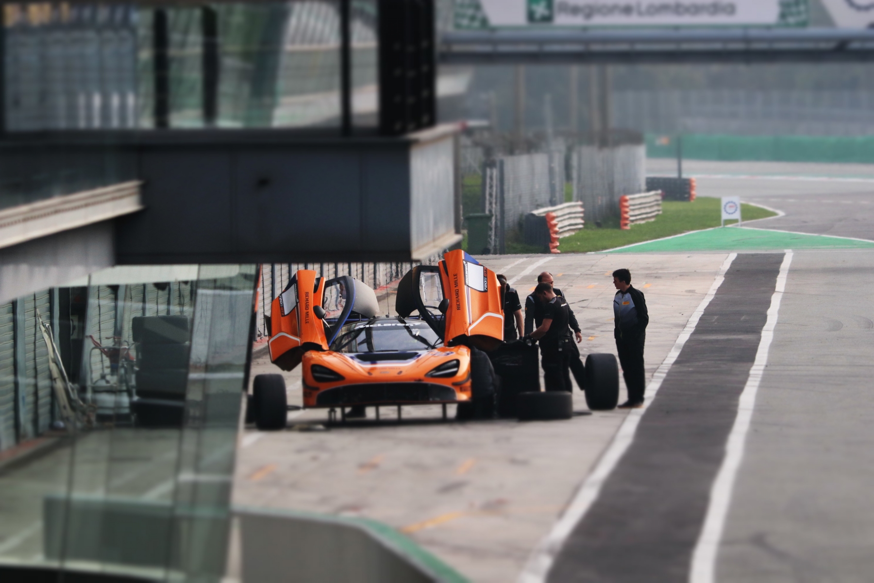 TEST MCLAREN AUTO (28 - 10 - 19)